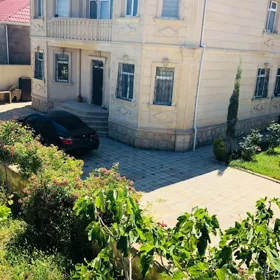 In Binəqədi rayonu 260.0 m² house with 5.0 rooms is for rent - Image 5