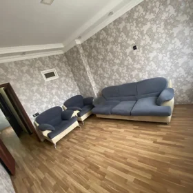 In Baku 105.0 m² house with 4.0 rooms is for rent - Image 7