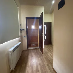 In Baku 105.0 m² house with 4.0 rooms is for rent - Image 8