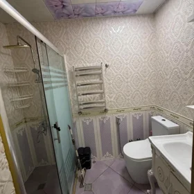 In Baku 105.0 m² apartment is for sale - Image 10