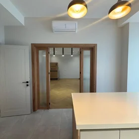 In Baku 134.0 m² apartment is for sale - Image 2