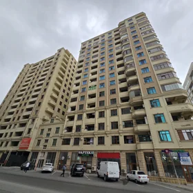 In Baku 126.0 m² apartment is for sale - Image 4