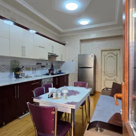 In Khirdalan 74.0 m² apartment is for sale - Image 5