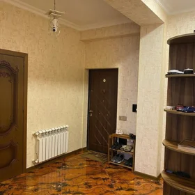 In Baku 87.0 m² apartment is for sale - Image 3