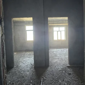 In Khirdalan 58.0 m² apartment is for sale - Image 2