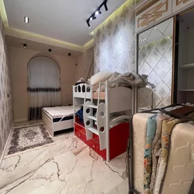 In Baku 160.0 m² apartment is for rent - Image 9