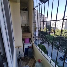 In Baku 65.0 m² apartment is for sale - Image 5