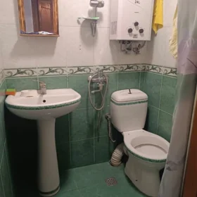 In Baku 80.0 m² apartment is for sale - Image 8