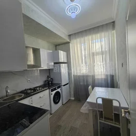In Khirdalan 94.0 m² apartment is for rent - Image 8