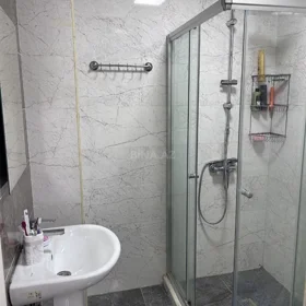 In Khirdalan 94.0 m² apartment is for rent - Image 10