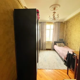 In Khirdalan 65.0 m² apartment is for sale - Image 6