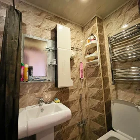 In Khirdalan 65.0 m² apartment is for sale - Image 7