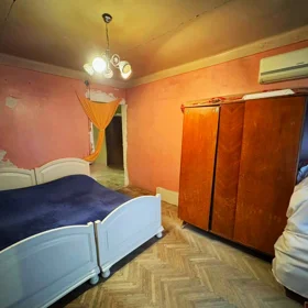 In Baku 70.0 m² apartment is for sale - Image 5