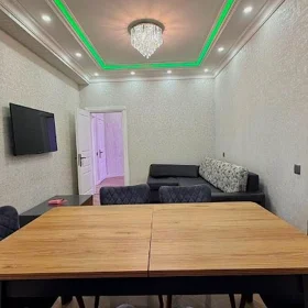 In Baku 100.0 m² apartment is for sale - Image 3