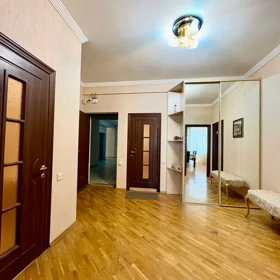 In Baku 105.0 m² apartment is for sale - Image 9