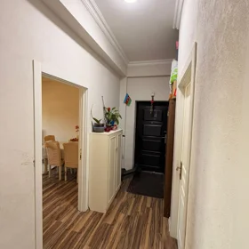 In Baku 75.0 m² apartment is for sale - Image 2