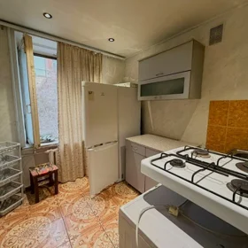 In Baku 65.0 m² apartment is for sale - Image 4