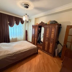 In Baku 125.0 m² apartment is for sale - Image 5