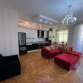 In Baku 80.0 m² apartment is for rent - Image 8
