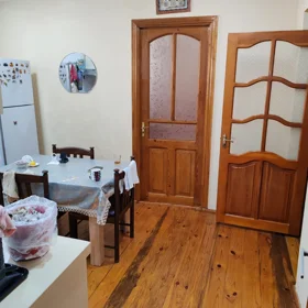 In Baku 110.0 m² apartment is for sale - Image 7