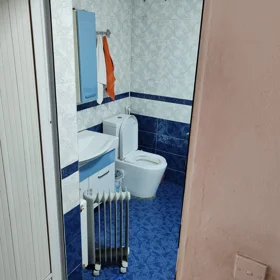 In Baku 110.0 m² apartment is for sale - Image 9