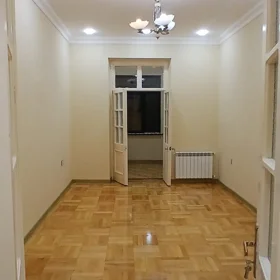 In Baku 80.0 m² apartment is for rent - Image 4