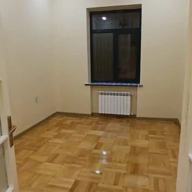 In Baku 80.0 m² apartment is for rent - Image 5