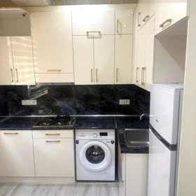 In Baku 75.0 m² apartment is for rent - Image 4