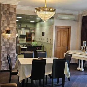 In Baku 105.0 m² apartment is for sale - Image 3