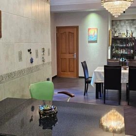 In Baku 105.0 m² apartment is for sale - Image 6