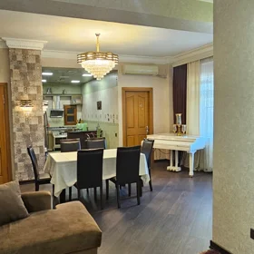 In Baku 105.0 m² apartment is for sale - Image 8