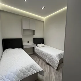In Baku 75.0 m² apartment is for rent - Image 7