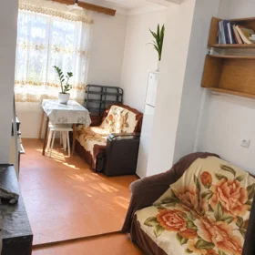 In Baku 50.0 m² apartment is for rent - Image 3