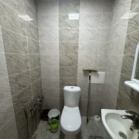 In Baku 100.0 m² apartment is for sale - Image 10