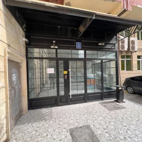In Baku 80.0 m² apartment is for rent - Image 3