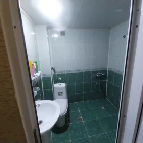 In Baku 50.0 m² apartment is for sale - Image 9
