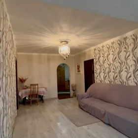 In Baku 70.0 m² apartment is for sale - Image 2
