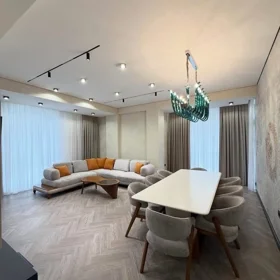 In Baku 141.0 m² apartment is for sale - Image 7
