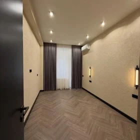 In Baku 141.0 m² apartment is for sale - Image 8