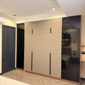 In Baku 141.0 m² apartment is for sale - Image 10