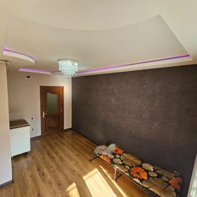 In Baku 100.0 m² apartment is for sale - Image 8