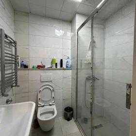 In Baku 48.0 m² apartment is for sale - Image 2