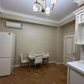 In Baku 72.0 m² apartment is for rent - Image 6