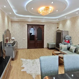 In Baku 122.0 m² apartment is for sale - Image 3