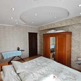 In Baku 122.0 m² apartment is for sale - Image 9