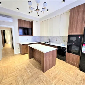 In Baku 120.0 m² apartment is for rent - Image 10