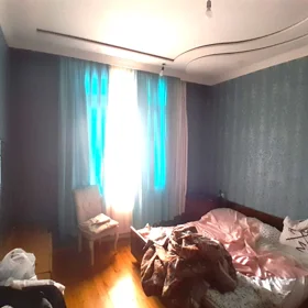 In Baku 176.0 m² house with 5.0 rooms is for sale - Image 2