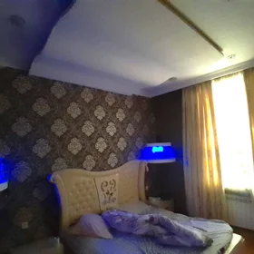 In Baku 176.0 m² house with 5.0 rooms is for sale - Image 5