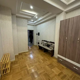 In Baku 90.0 m² apartment is for rent - Image 3