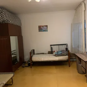In Baku 90.0 m² apartment is for sale - Image 4